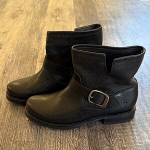 FRYE BLACK LEATHER BOOTS 6.5